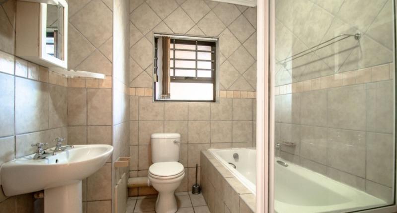 2 Bedroom Property for Sale in Dormehls Drift Western Cape